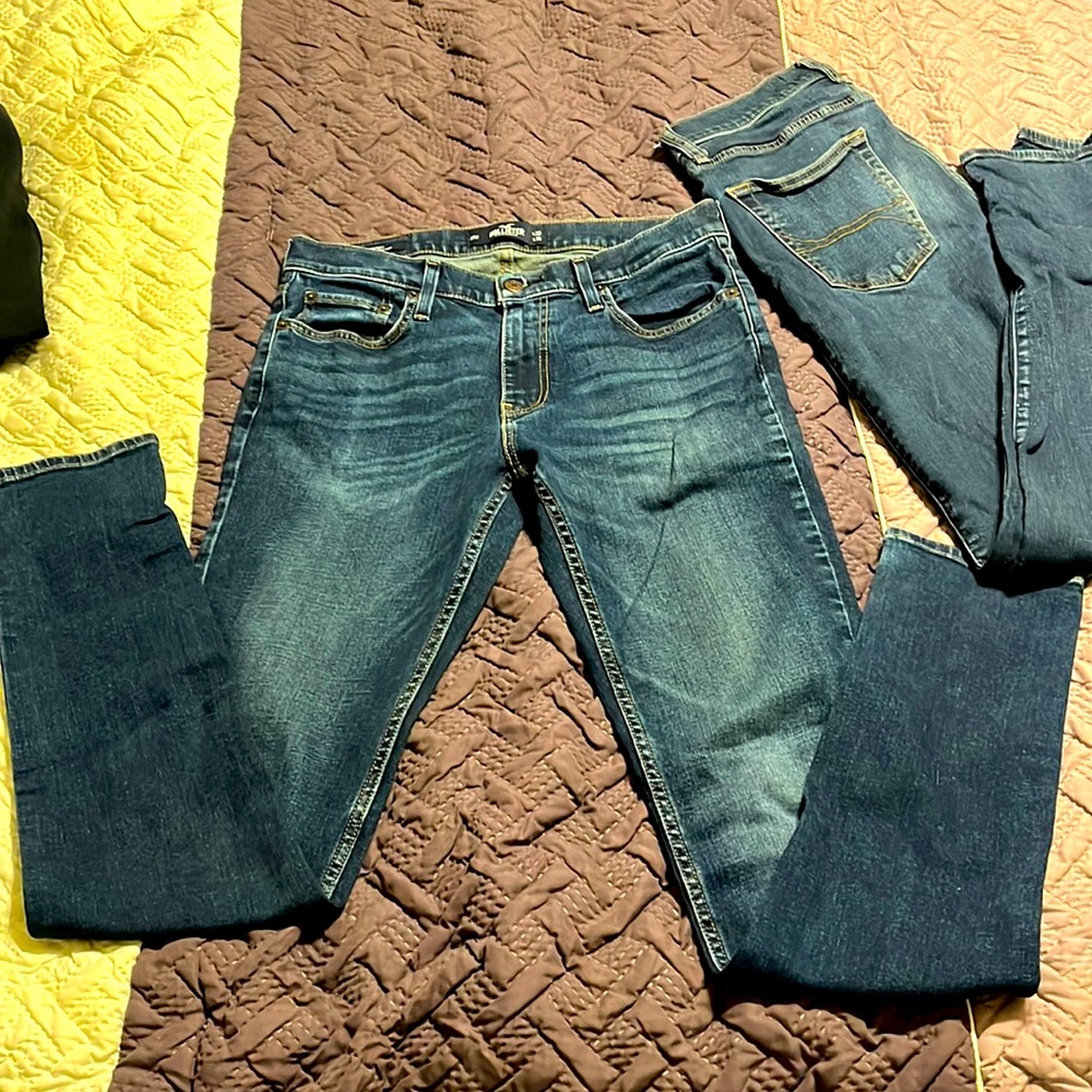 2 pairs Hollister Men’s Jeans 32x36 Skinny